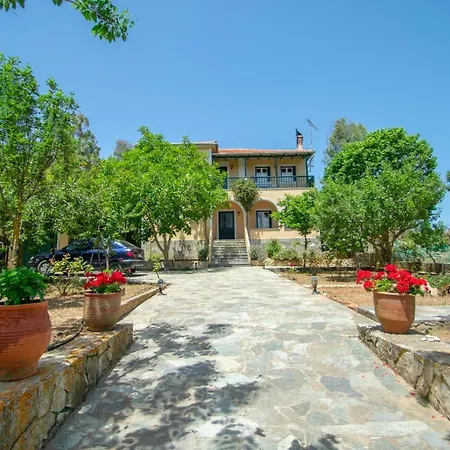 Casa Tsounis By 